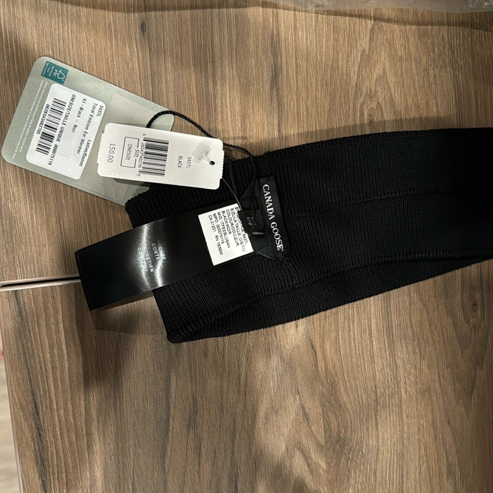 Canada Goose ear warmer hat one size